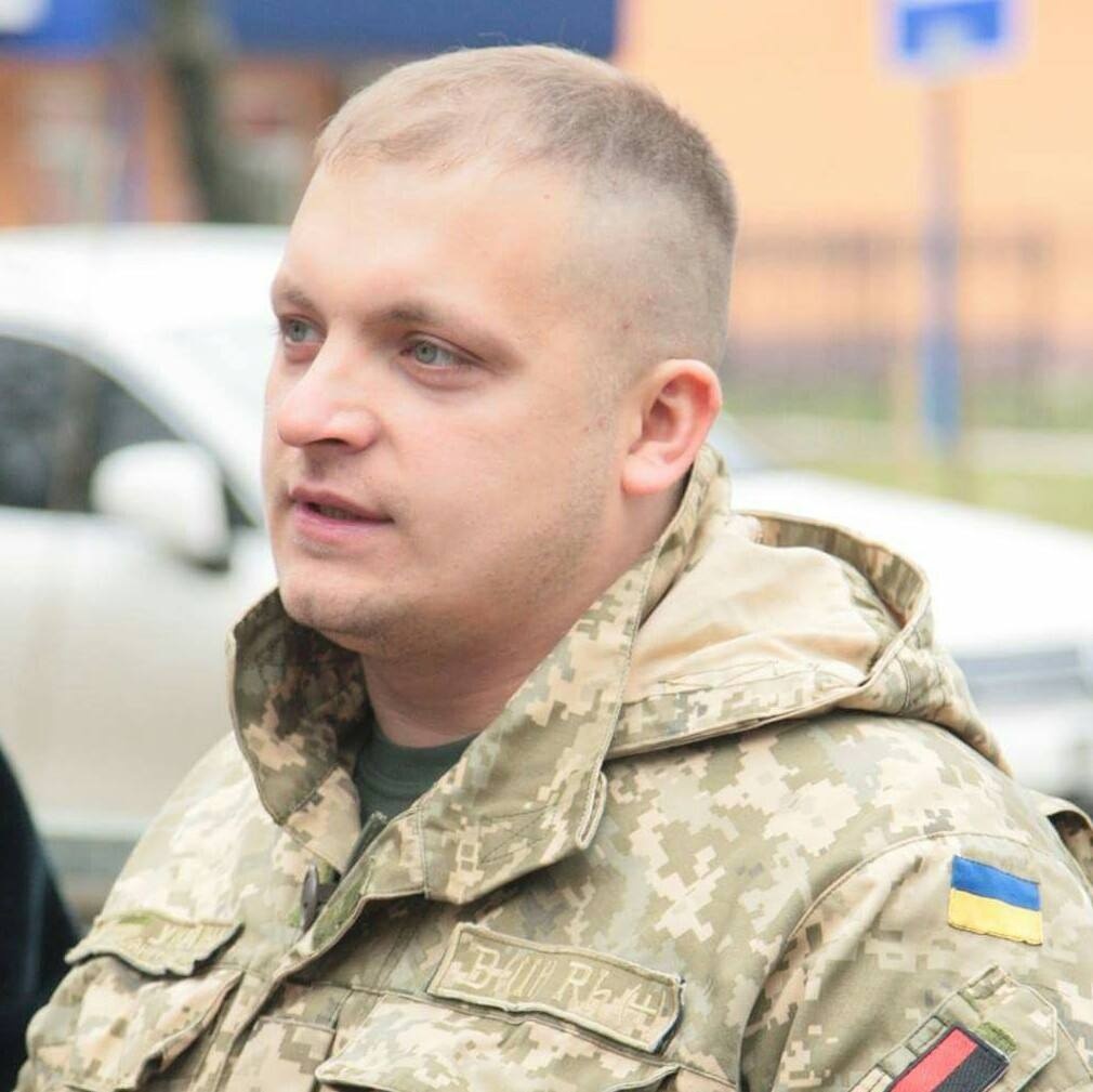 Артем Семеніхін
