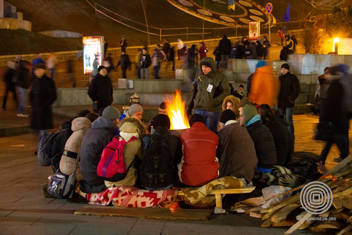 3 грудня 2013 року