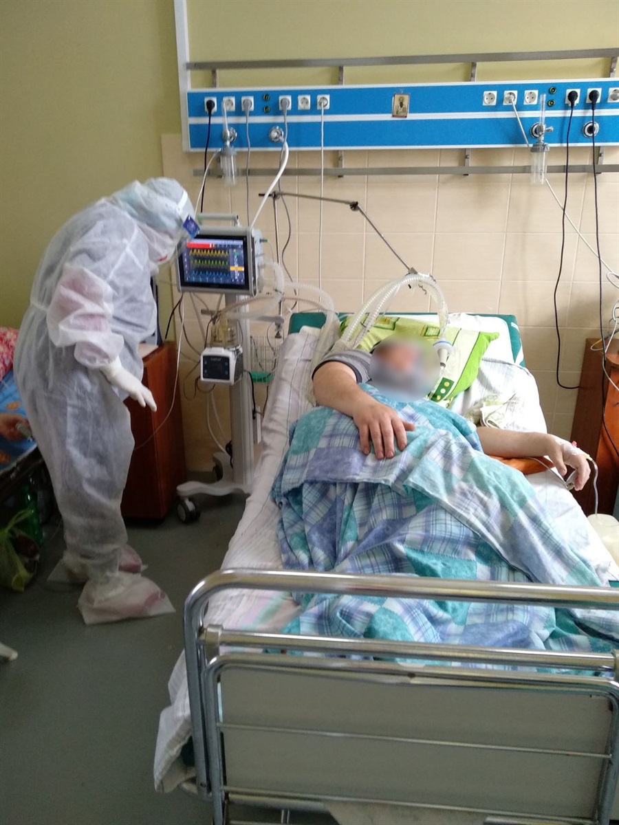 Пацієнт ковідного відділення
